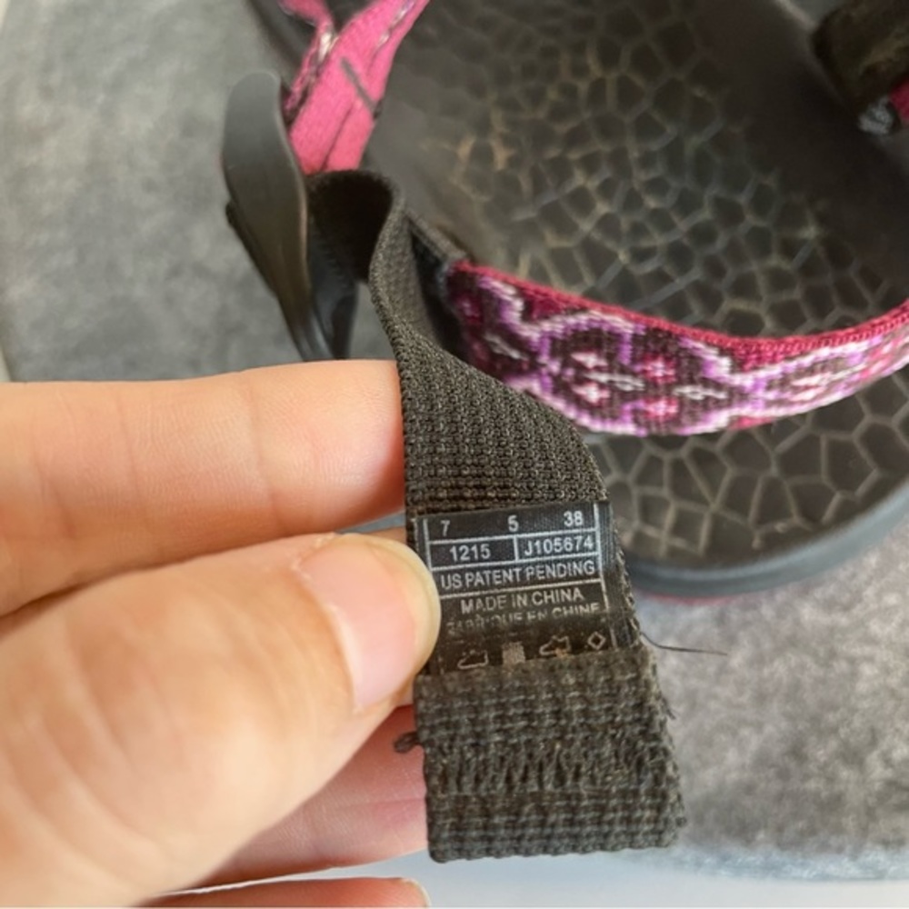💛 Chaco Z Cloud X2 Black And Purple Pink Strappy Sandals - Picture 12 of 12